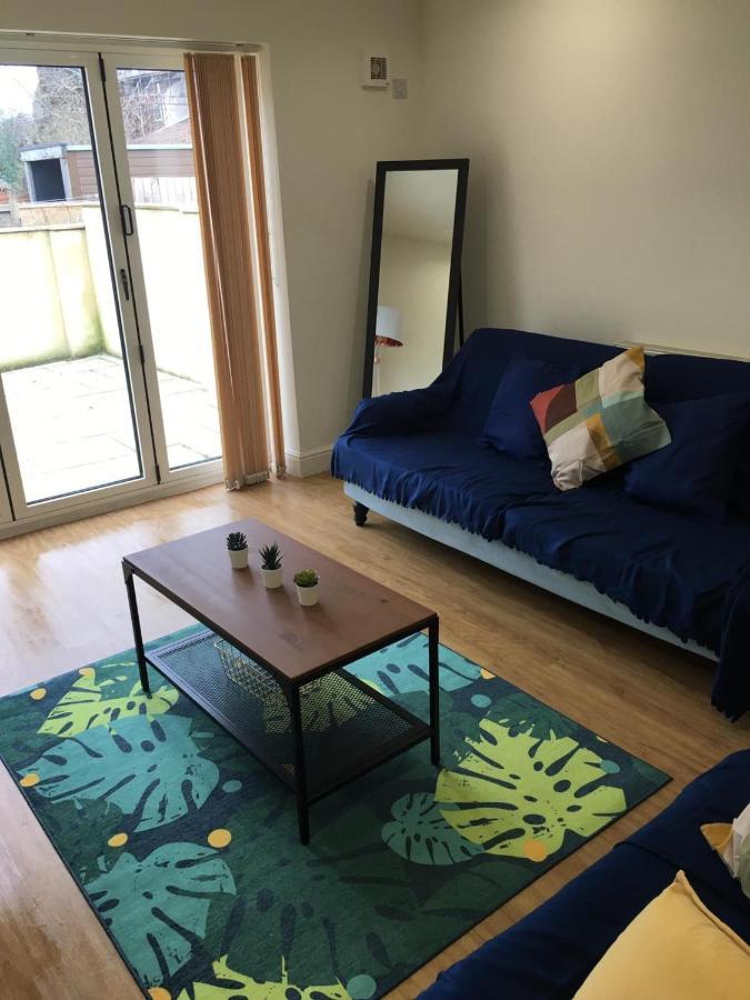 Short Term Lets From £15 Per Person Per Night Apartment Бристол Екстериор снимка
